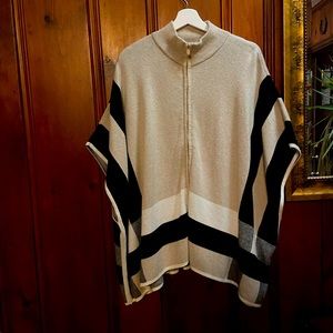 Jones NewYork Cream and Plaid Poncho Size S/M